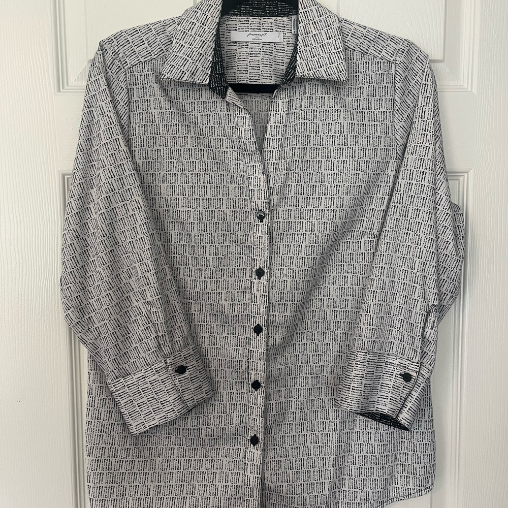 Foxcroft Black and White Casual Button Down Shirt